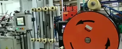 自动式卧式三角胶贴合机 — Pinshun Tire Machinery